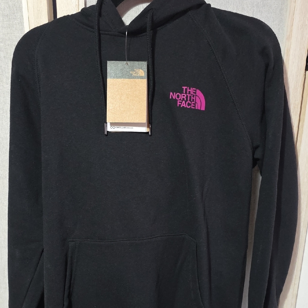 The North Face Womens Novelty Graphic Hoodie Black Pink Mountain NF0A81TS L NEW - Picture 2 of 3